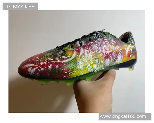 鲜艳足球鞋加持下的球星风采与赛场表现解析